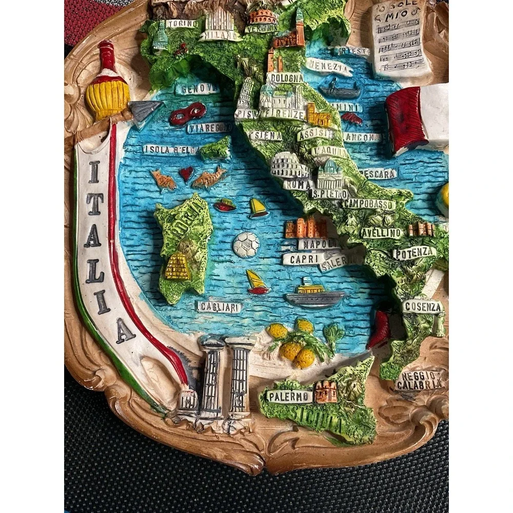 Vintage‎ Legnoart Italy Wall Plaque 3D Resin Map Diorama with Scrolled Accents